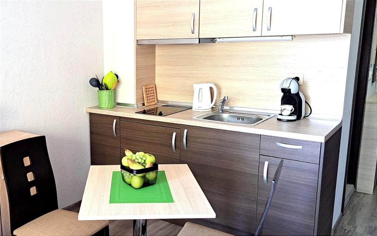 Patrick'S Apartments - Sorrento Sole Mare, Sveti Vlas Εξωτερικό φωτογραφία