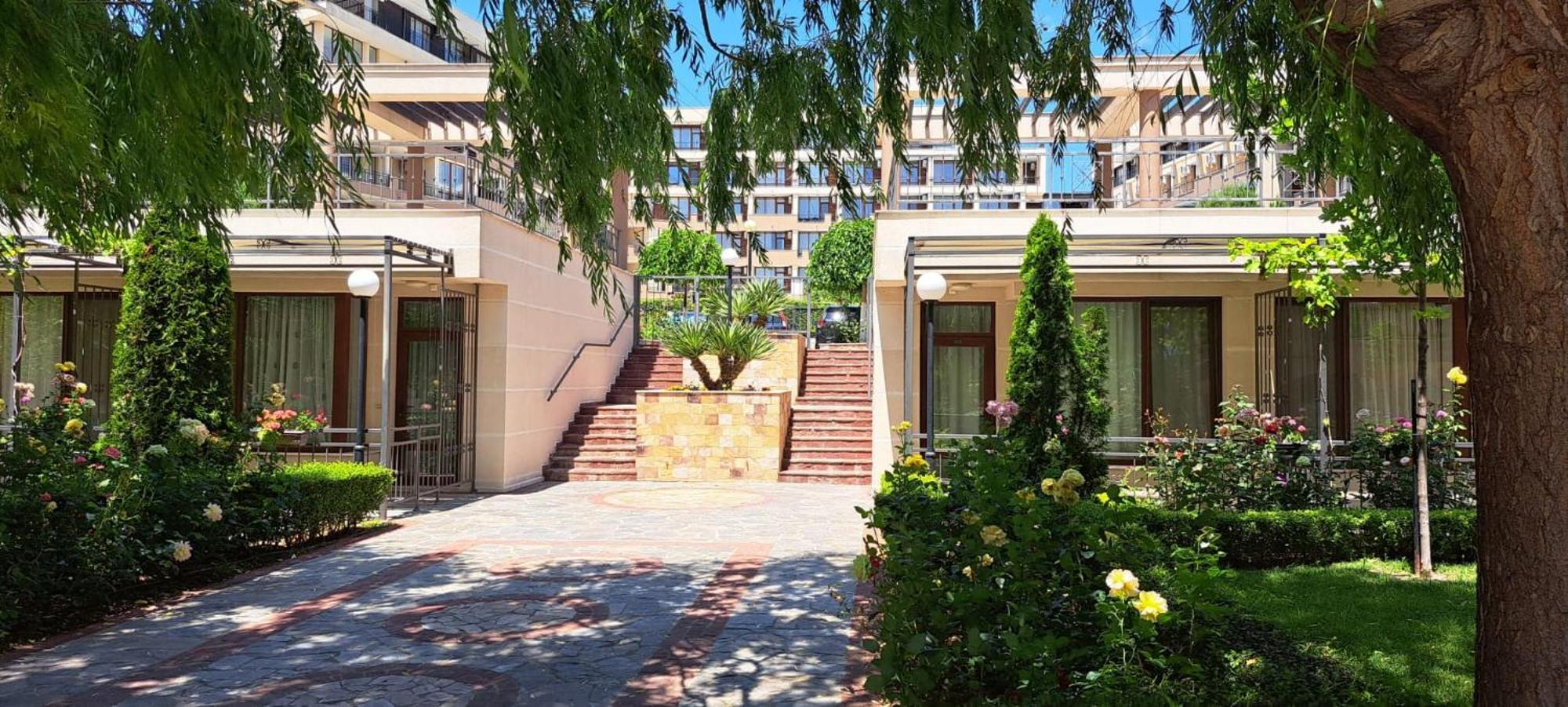 Patrick'S Apartments - Sorrento Sole Mare, Sveti Vlas Εξωτερικό φωτογραφία